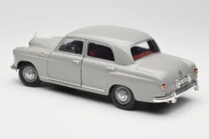 Mercedes 180 W120 Ponton Graphite Grey Revell 1:18 08974 Metall — Bild 7 von 8