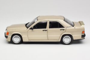 Mercedes 190E W201 2.3-16 Smoke Silver Metallic Norev 1:18 183831 Metall — Bild 4 von 8