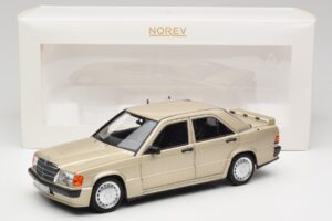 Mercedes 190E W201 2.3-16 Smoke Silver Metallic Norev 1:18 183831 Metall — Bild 8 von 8