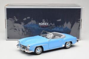 Mercedes 190 SL W121 Hellblau Norev 1:18 183400 Metall — Bild 8 von 8