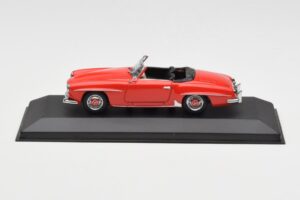 Mercedes 190 SL W121 Rot Minichamps 1:43 940033131 Metall