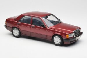 Mercedes 190E W201 2.0 Rot Dealer Edition AUTOart 1:18 B66040383 Metall — Bild 6 von 8