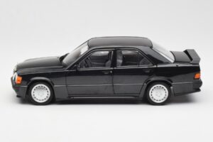 Mercedes 190E 2.3-16 W201 Schwarz Händler Edition Norev 1:18 B66040663 Metall — Bild 4 von 8
