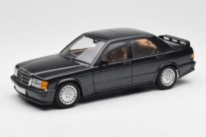 Mercedes 190E 2.3-16 W201 Blauschwarz Metallic AUTOart 1:18 76122 Metall