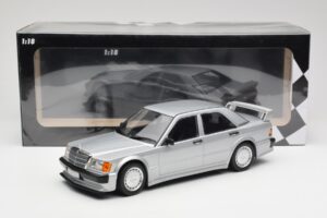 Mercedes 190E 2.5-16 EVO 1 W201 Silber Minichamps 1:18 155036001 Metall — Bild 6 von 6