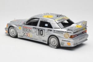 Mercedes 190E 2.5-16 EVO II W201 #10 Zung Fu B. Schneider Guia Race Macau 1992 Minichamps 1:18 155923610 Metall — Bild 4 von 6