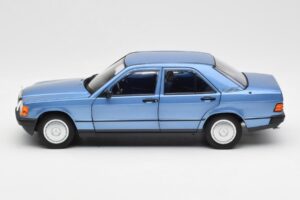 Mercedes 190E W201 Diamond Blau Händler Edition Norev 1:18 B66040661 Metall — Bild 4 von 8