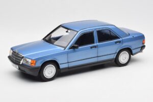 Mercedes 190E W201 Diamond Blau Händler Edition Norev 1:18 B66040661 Metall