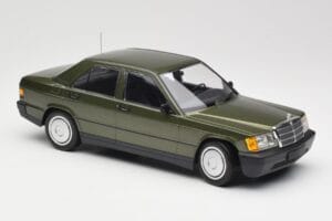 Mercedes 190E W201 Grün Metallic Minichamps 1:18 155037001 Metall — Bild 4 von 6