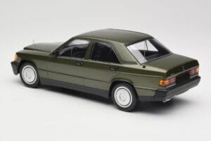 Mercedes 190E W201 Grün Metallic Minichamps 1:18 155037001 Metall — Bild 5 von 6