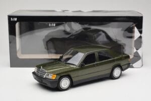 Mercedes 190E W201 Grün Metallic Minichamps 1:18 155037001 Metall — Bild 6 von 6