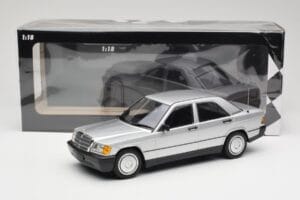 Mercedes 190E W201 Silber Minichamps 1:18 155037004 Metall — Bild 6 von 6
