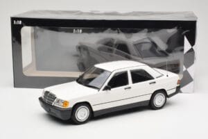 Mercedes 190E W201 Weiß Minichamps 1:18 155037002 Metall — Bild 6 von 6