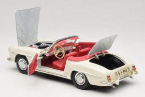 Mercedes 190SL Weiß Maisto 1:18 50274 Metall — Bild 5 von 8