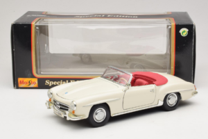 Mercedes 190SL Weiß Maisto 1:18 50274 Metall — Bild 8 von 8