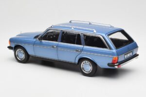 Mercedes 200 S123 T-Modell Diamond Blau Händler Edition Norev 1:18 B66040671 Metall — Bild 7 von 8