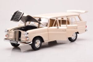 Mercedes 200 Universal W110 Creme Norev 1:18 183709 Metall — Bild 2 von 8