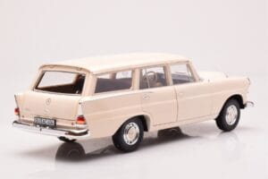 Mercedes 200 Universal W110 Creme Norev 1:18 183709 Metall — Bild 3 von 8