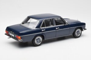 Mercedes 200 W114 Midnight Blau Händler Edition Norev 1:18 B66040694 Metall — Bild 3 von 8