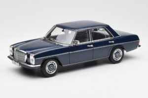 Mercedes 200 W114 Midnight Blau Händler Edition Norev 1:18 B66040694 Metall
