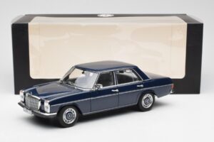 Mercedes 200 W114 Midnight Blau Händler Edition Norev 1:18 B66040694 Metall — Bild 8 von 8