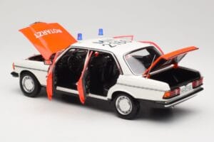 Mercedes 200 W123 Krankenwagen Weiß Norev 1:18 183834 Metall — Bild 3 von 8