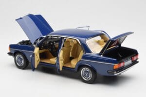 Mercedes 200 W123 Surf Blau Norev 1:18 183710 Metall — Bild 5 von 8