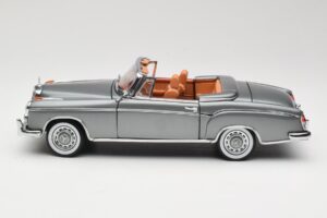 Mercedes 220 SE W128 Cabriolet Grey Metallic Sun Star 1:18 3352-M1 Metall — Bild 4 von 8