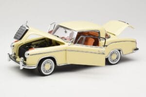 Mercedes 220 SE W128 Coupe Beige Sun Star 1:18 3562 Metall — Bild 2 von 8