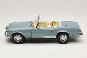 Mercedes 230 SL W113 Horizon Blue Norev 1:18 183992 Metall — Bild 4 von 9