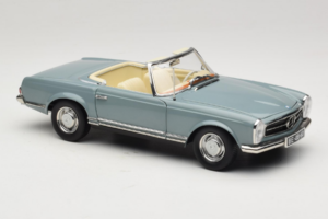 Mercedes 230 SL W113 Horizon Blue Norev 1:18 183992 Metall — Bild 7 von 9