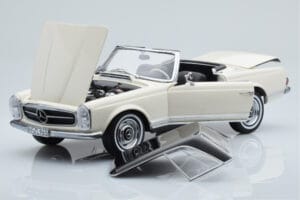 Mercedes 230 SL W113 Pagoda Weiß Limitierte Auflage Norev 1:18 183768 Metall — Bild 2 von 9