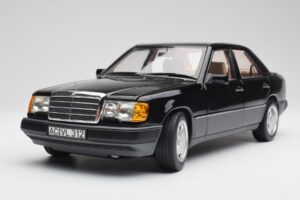 Mercedes 230E W124 AMG Wheels Schwarz Limitierte Auflage Norev 1:18 183950 Metall — Bild 9 von 12