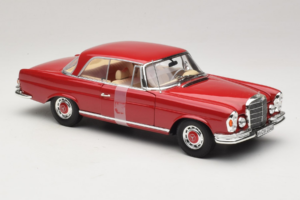 Mercedes 280 SE Coupe Rot Norev 1:18 183527 Metall — Bild 4 von 6