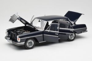 Mercedes 280 SE W108 Midnight Blau Norev 1:18 B66040597 Metall — Bild 2 von 8