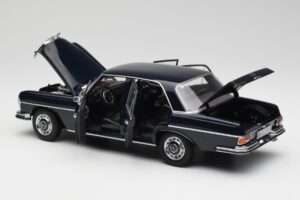 Mercedes 280 SE W108 Midnight Blau Norev 1:18 B66040597 Metall — Bild 5 von 8