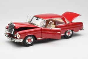 Mercedes 280 SE W108 Rot Norev 1:18 193527 Metall — Bild 2 von 8