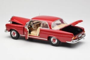 Mercedes 280 SE W108 Rot Norev 1:18 193527 Metall — Bild 5 von 8