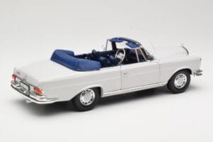 Mercedes 280 SE W111 Cabriolet Hellgrau Norev 1:18 183530 Metall — Bild 3 von 8