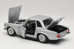 Mercedes 280 SL W113 Berlina Silber Techno Giodi 1:18 F14051030 Metall — Bild 5 von 8