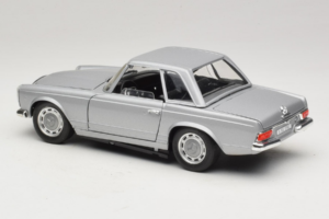 Mercedes 280 SL W113 Berlina Silber Techno Giodi 1:18 F14051030 Metall — Bild 7 von 8