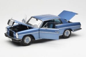 Mercedes 280C/8 W114 Coupe Blau Metallic AUTOart 1:18 76187 Metall — Bild 2 von 8
