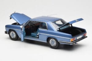 Mercedes 280C/8 W114 Coupe Blau Metallic AUTOart 1:18 76187 Metall — Bild 5 von 8