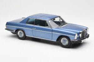 Mercedes 280C/8 W114 Coupe Blau Metallic AUTOart 1:18 76187 Metall — Bild 6 von 8