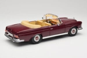 Mercedes 280SE W108 Bordeaux Rot Maisto 1:18 31811 Metall — Bild 3 von 8