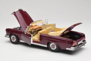 Mercedes 280SE W108 Bordeaux Rot Maisto 1:18 31811 Metall — Bild 5 von 8