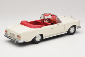 Mercedes 280 SE W108 Weiß Maisto 1:18 52111 Metall — Bild 3 von 8