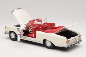 Mercedes 280 SE W108 Weiß Maisto 1:18 52111 Metall — Bild 5 von 8