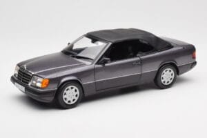 Mercedes 300 CE-24 W124 Cabriolet Lila Metallic Norev 1:18 183567 Metall — Bild 3 von 10