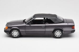 Mercedes 300 CE-24 W124 Cabriolet Lila Metallic Norev 1:18 183567 Metall — Bild 5 von 10